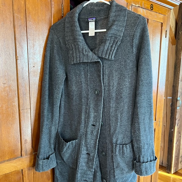 Patagonia Merino Wool Long Sleeve Button Up Knit Cardigan Sweater - Picture 2 of 4